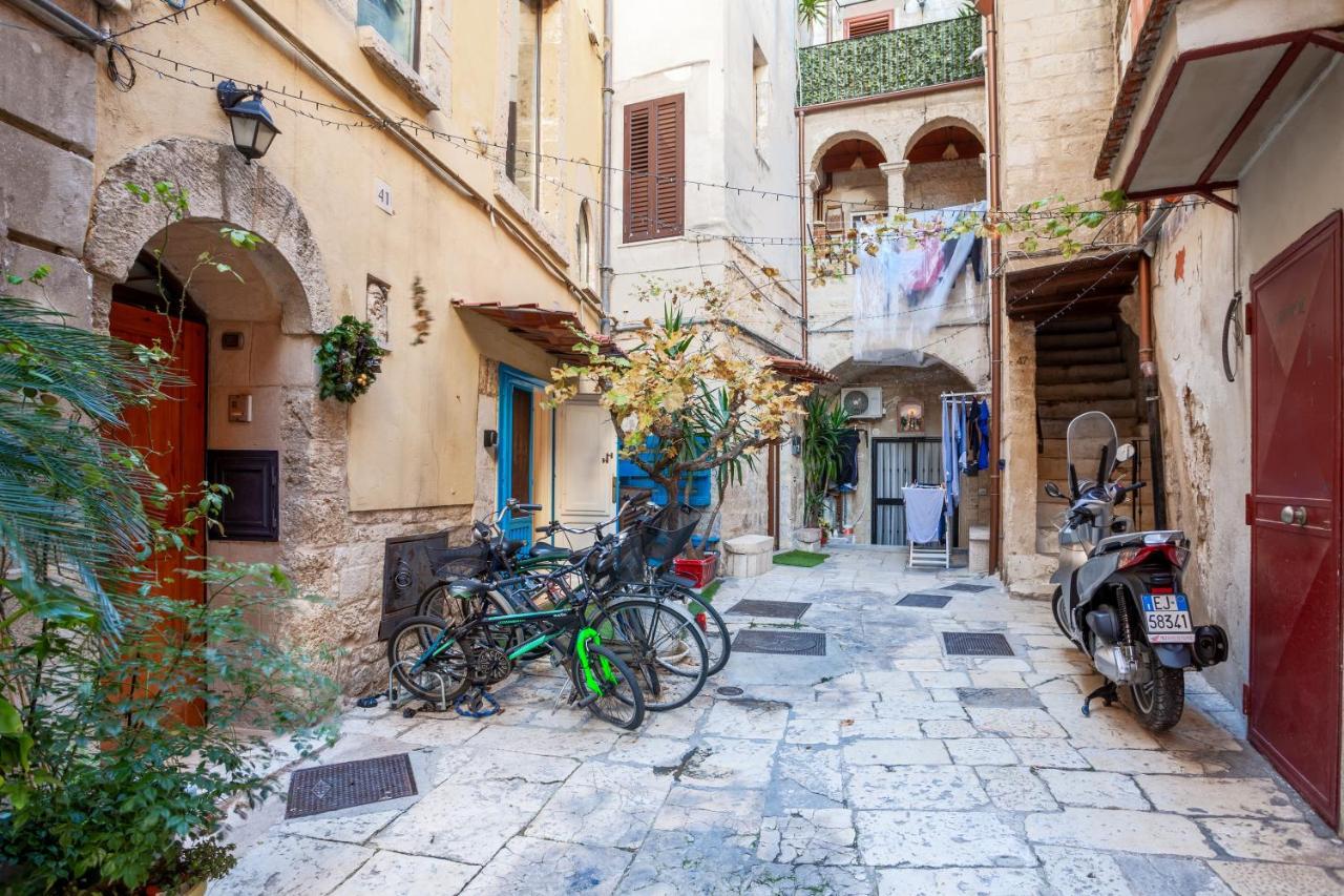 La Casuccia Cosy Flat In Old Center Apartment Bari Exterior photo